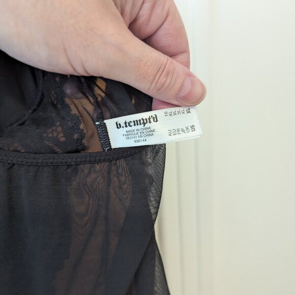 b. tempt'd by Wacoal Ciao Bella Thong Bodysuit (XL) - Picture 9 of 16